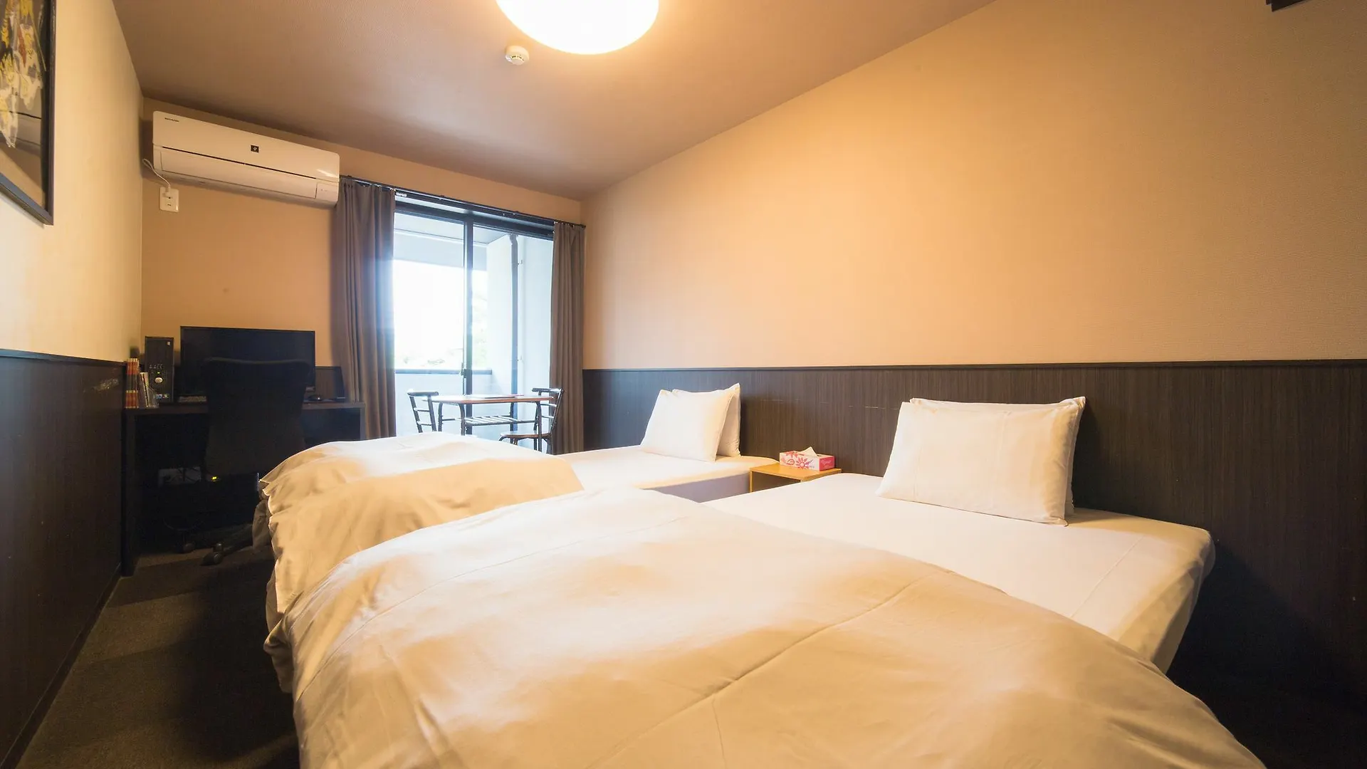 Bochibochi Karasuma Apartment Kyoto